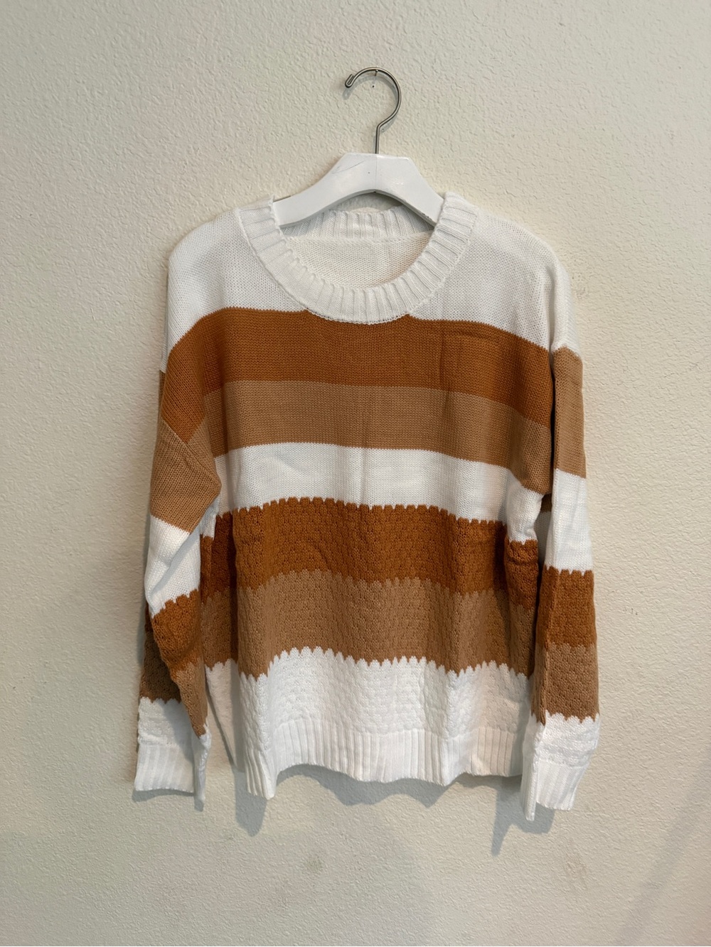 Women's Crewneck Striped Sweater in Cream and Brown size Large